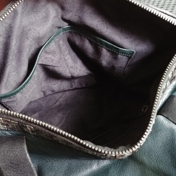 Leather shoulder bag - Picture 11 of 16